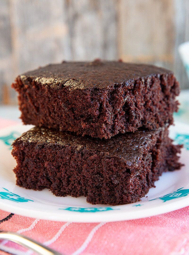 Wacky Cake Wonders: Simple, Moist Chocolate Perfection from Pantry Staples